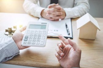 KB Home Revises Forecast Amidst Uncertainty