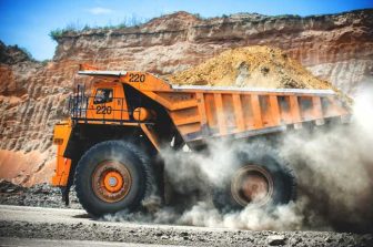 Zoomlion Showcases Advanced Equipment and Localized Solutions at the 4th China-Africa Economic and Trade Expo to Drive Development in Africa