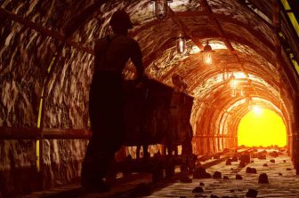 SINAN HOLDINGS INC. FILES EARLY WARNING REPORT RESPECTING ENDURO METALS CORPORATION