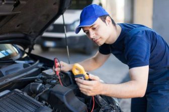In HelloNation, Auto Maintenance Expert Gerald Gillis Identifies Key Vehicle Warning Signs