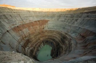 Fourth consecutive platinum market deficit forecast for 2026 – supply to fall short of demand by 297 koz