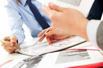 HelloNation Article Examines Full Coverage Auto Insurance With Insurance Expert Ben Buenzow